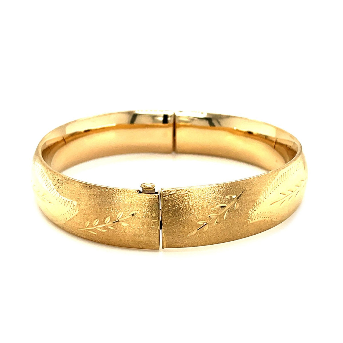 Classic Floral Carved Bangle in 14k Yellow Gold (13.5mm) - LinkagejewelrydesignLinkagejewelrydesign