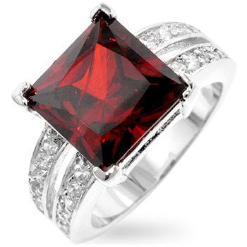 Garnet Princess Ring - LinkagejewelrydesignLinkagejewelrydesign