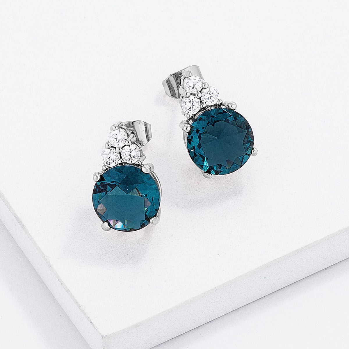 Simple Rhodium Plated 9mm Blue Green CZ Stud Earring - LinkagejewelrydesignLinkagejewelrydesign